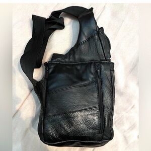 db DESIGN Genuine Leather Crossbody Expandable Bag NEW, Multi Pocket